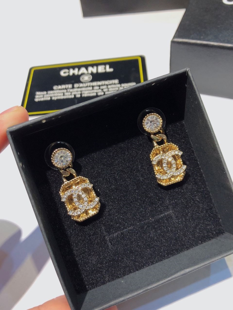 Ch**el earrings